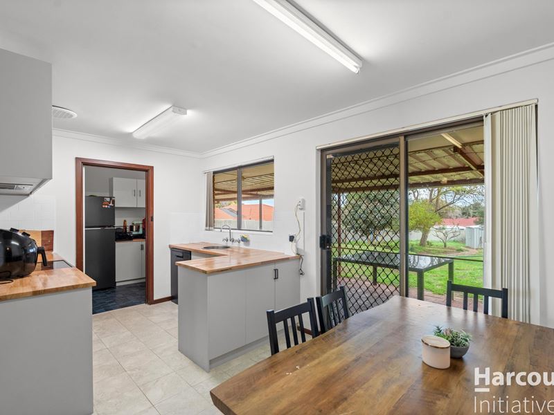 50 Burgland Drive, Girrawheen WA 6064