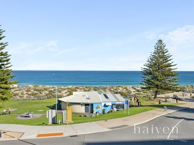194 The Esplanade (Granny Flat), Scarborough WA 6019
