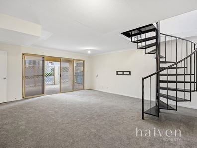 194 The Esplanade (Granny Flat), Scarborough WA 6019