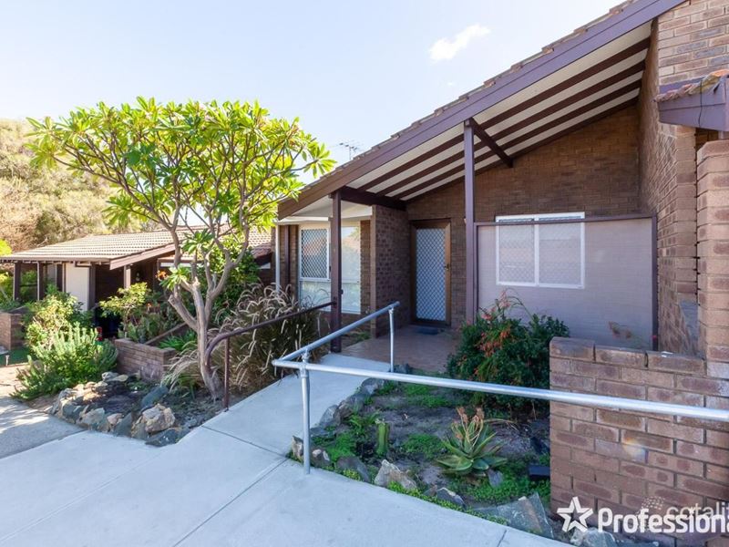21/41 Lensham Pl, Armadale