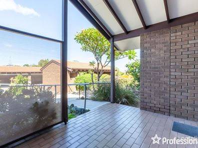 21/41 Lensham Pl, Armadale WA 6112