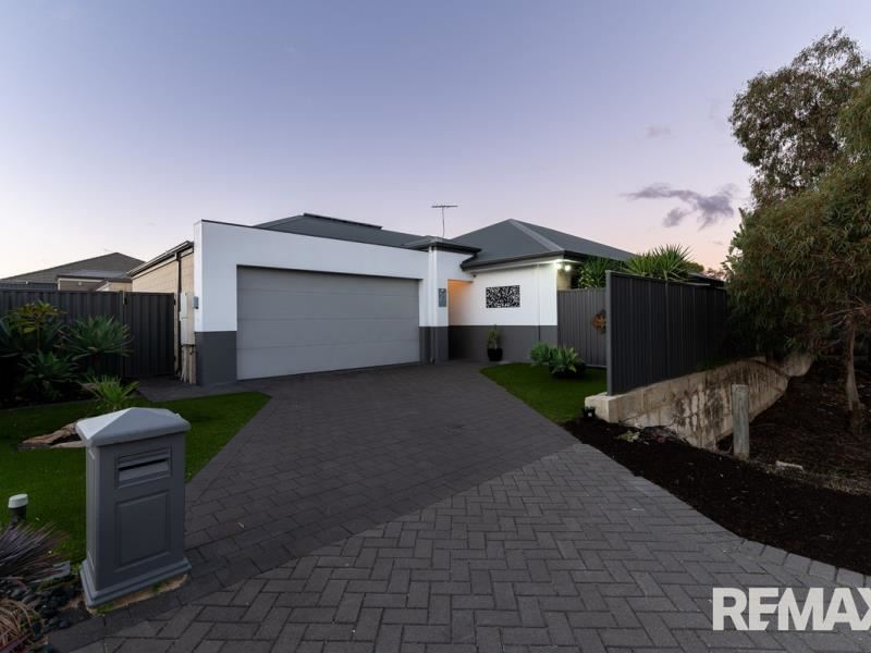 21 Malmaison Way, Landsdale WA 6065