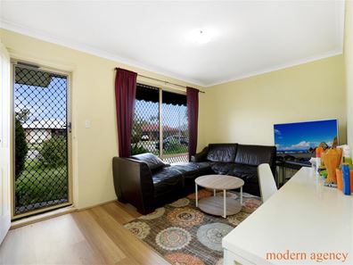 64 Cuthbertson Drive, Cooloongup WA 6168