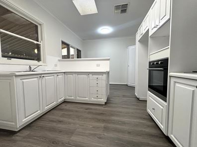 51 Duke Street, Scarborough WA 6019