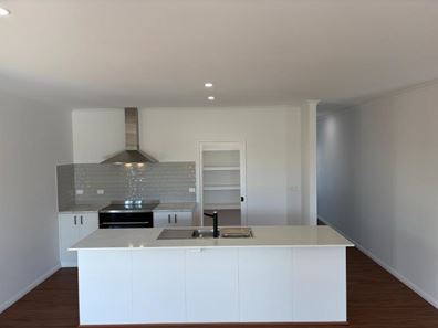 8 Durable Street, York WA 6302