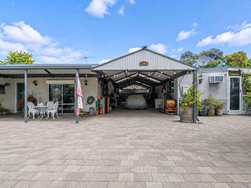 1 Astinal Drive, Gosnells WA 6110