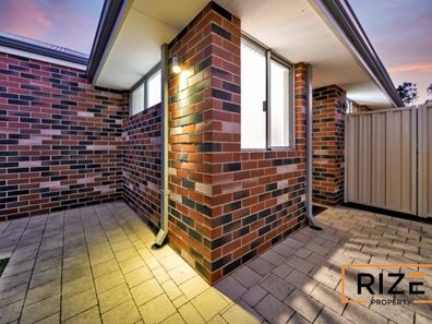 9 Atley Pass, Carramar WA 6031
