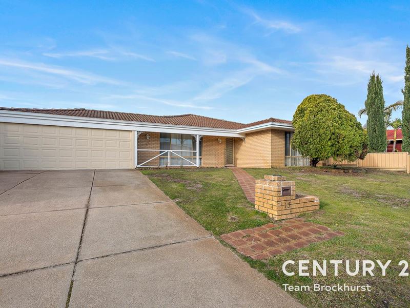 13 Larkspur Place, Thornlie WA 6108