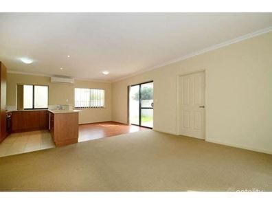 6/140 Fitzroy Road, Rivervale WA 6103