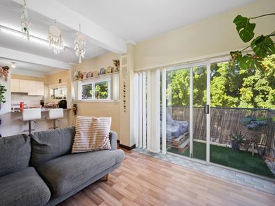 8/37 Paulik Way, Hamilton Hill WA 6163