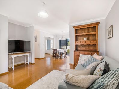 4/22 Cadd Street, Beaconsfield WA 6162