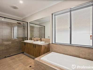 5 Dalgleish Grove, Byford WA 6122