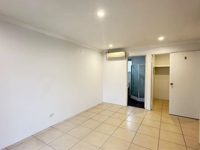 6/331 Sevenoaks Street, Cannington WA 6107