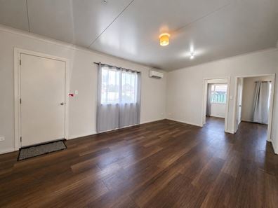 39 Numulgi Street, Armadale WA 6112