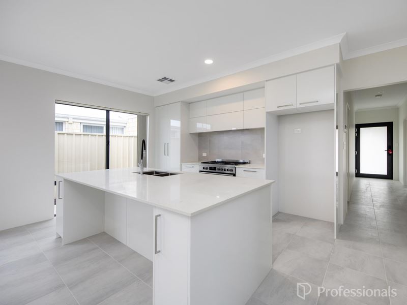 5 America Street, Two Rocks WA 6037