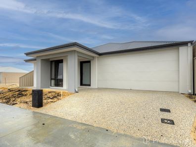 5 America Street, Two Rocks WA 6037