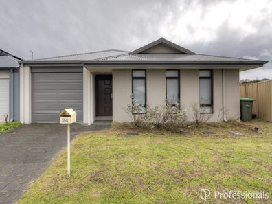24 Uppingham Way, Butler WA 6036