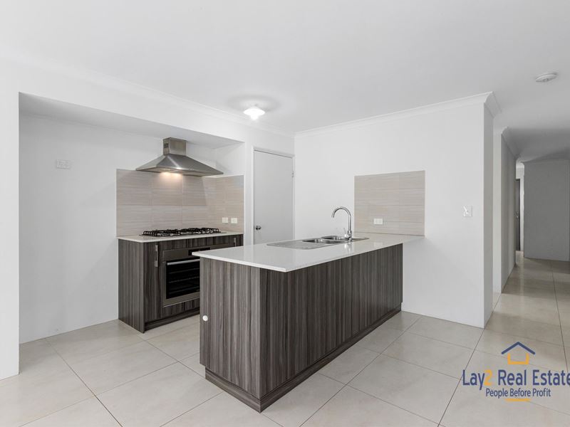 6 Lowe Way, Byford WA 6122