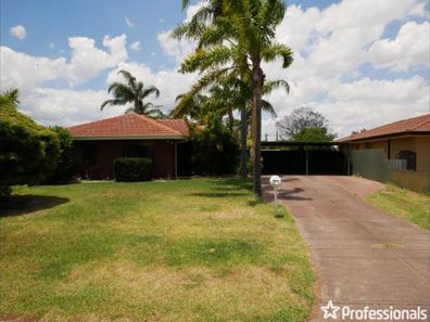 15 Chevalier Way, Thornlie WA 6108