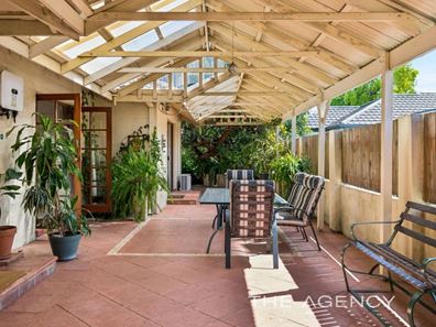 131 Modillion Avenue South, Riverton WA 6148
