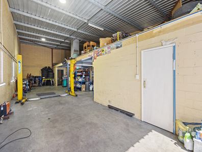 4/56 Irvine Drive, Malaga WA 6090