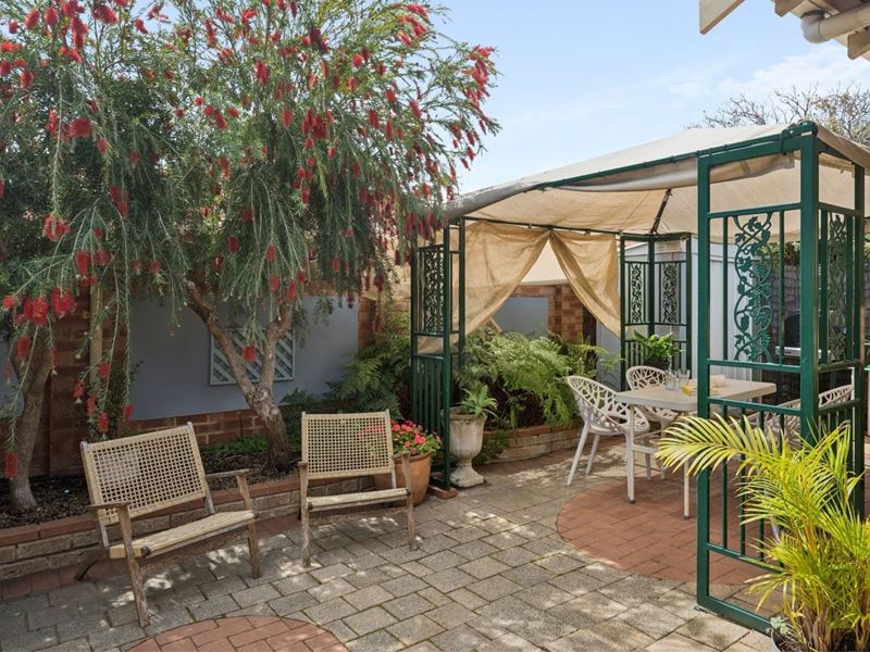 6/48 Salvado Road, Wembley