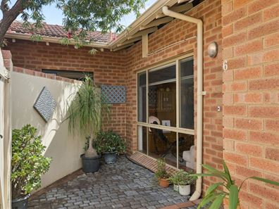 6/48 Salvado Road, Wembley WA 6014