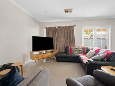 80A Ward Street, Lamington WA 6430