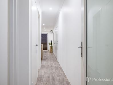 50 Buccaneer Road, Eglinton WA 6034