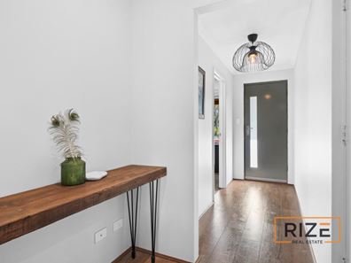 35 Cuddlepie Turn, Banksia Grove WA 6031