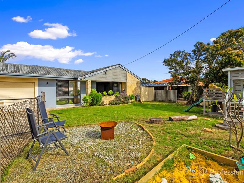 3 Kalmia Way, Forrestfield WA 6058