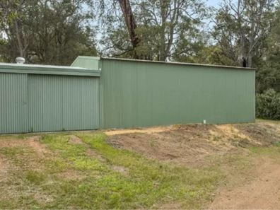 240 Stokes Close, Wooroloo WA 6558