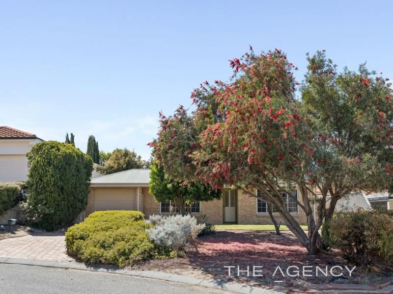 14 Whitepeak Place, Padbury WA 6025
