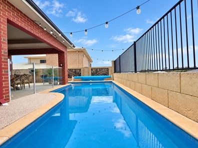 20 Chalkwell Bend, Landsdale WA 6065