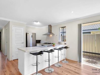 43 Somerford Promenade, Wellard WA 6170