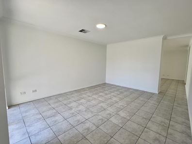 25 Castanet Drive, Madeley WA 6065