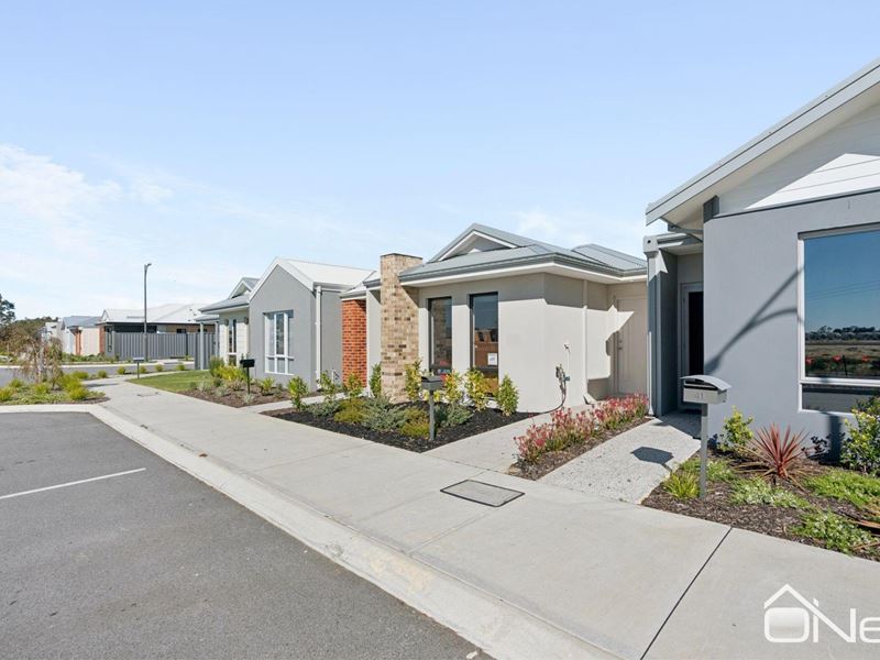 43 Vaughan Crescent, Forrestdale WA 6112