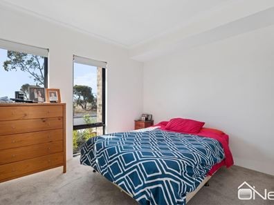 43 Vaughan Crescent, Forrestdale WA 6112