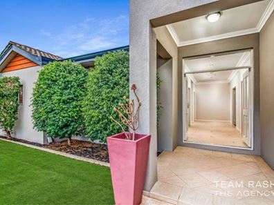 37 Fern Leaf Court, Leeming WA 6149