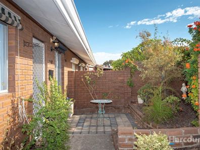4/5 Spinaway Street, Craigie WA 6025