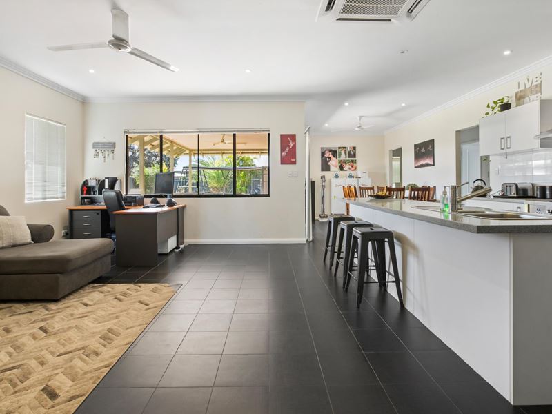 5 Seasnake Court, Nickol