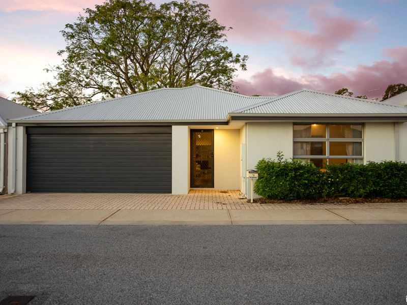 15/99 Lowanna Way, Armadale