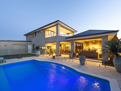 4 Three Bears Loop, Secret Harbour WA 6173