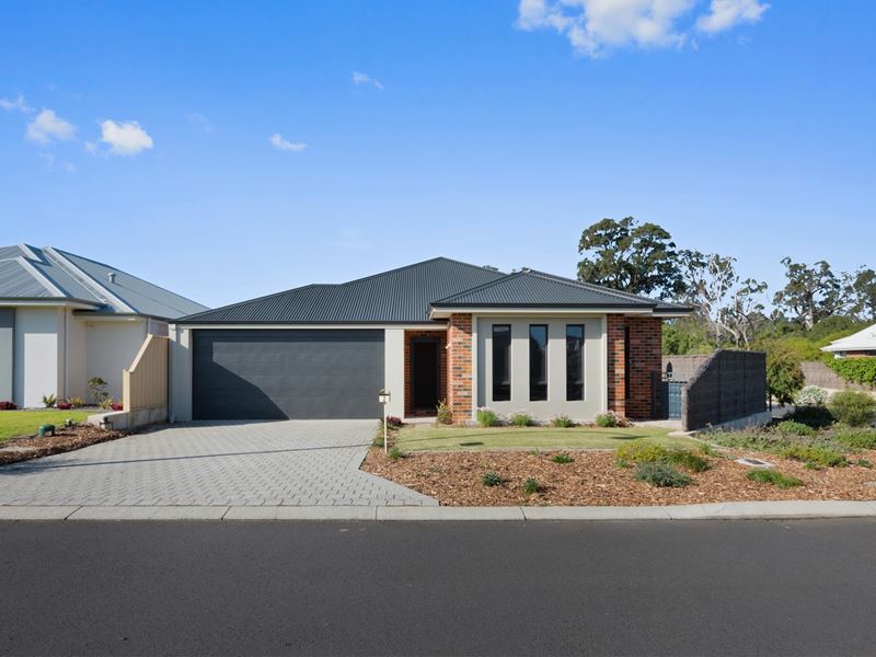 2 Unicup Way, Dalyellup WA 6230