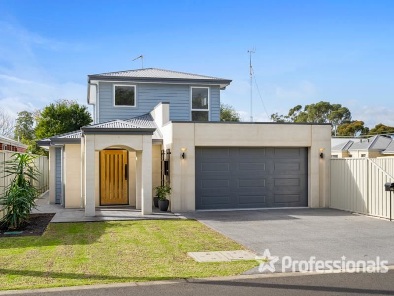 1/69 Carey Street, Busselton