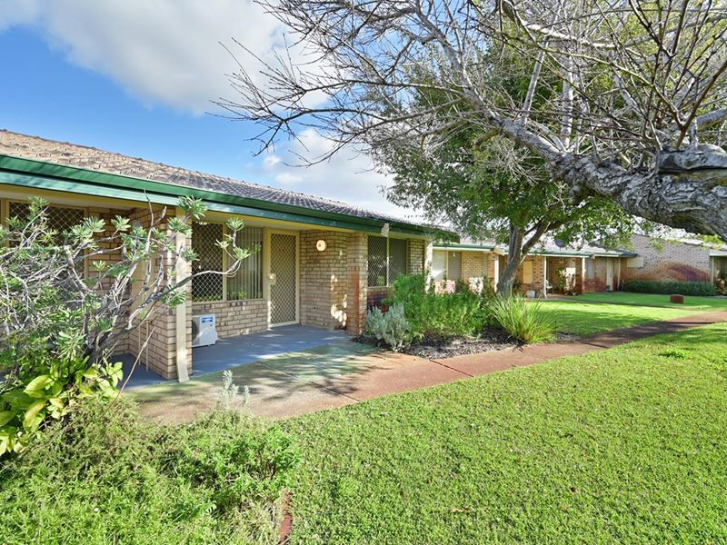 40/80-82 Henley Street, Como