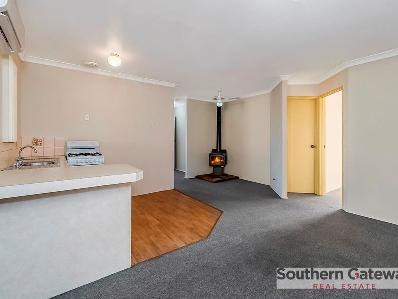 24 Steerforth Drive, Coodanup