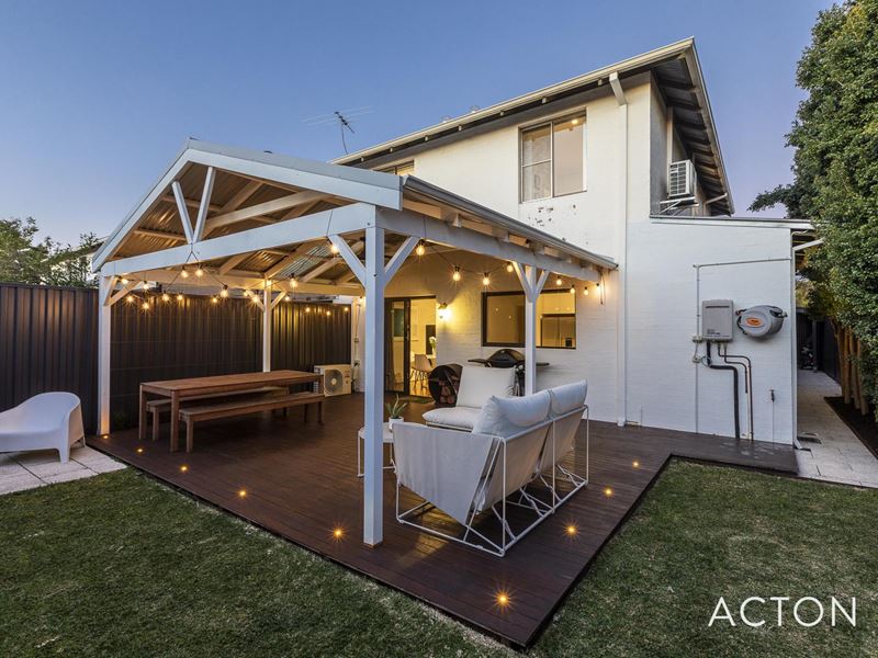 2/59 Lockhart Street, Como