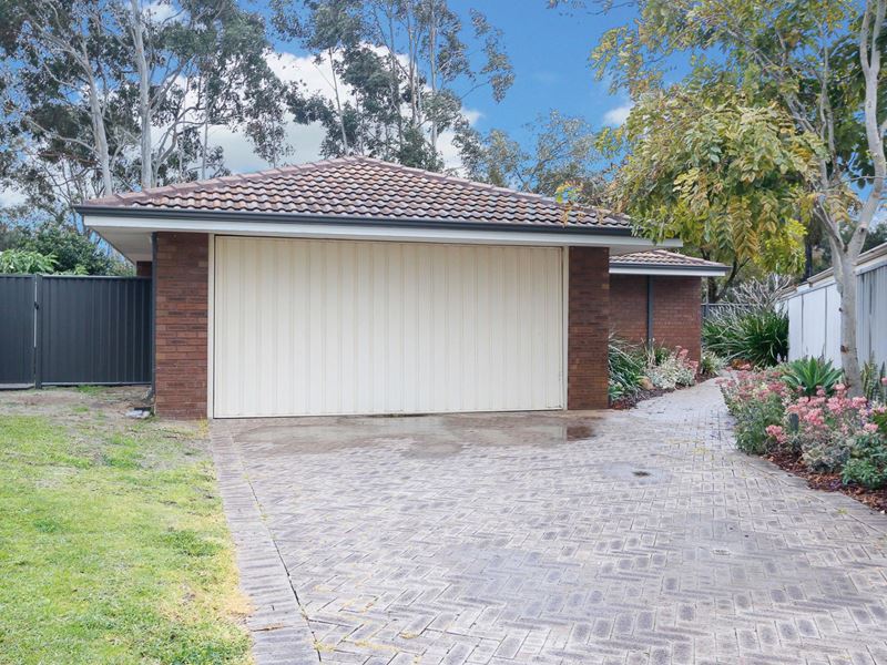 11 PEPPER CLOSE, Ballajura