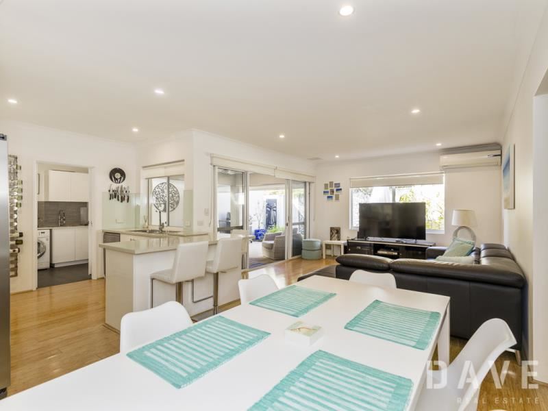 6/45 Sackville Terrace, Scarborough